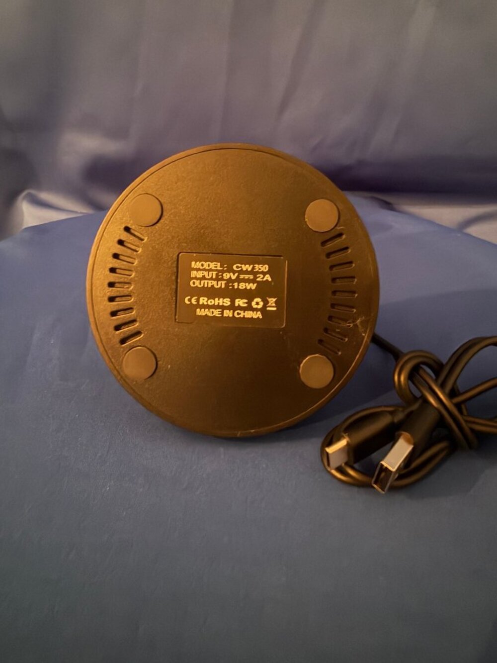 Anlmz 3 in 1 Charging Station for iPhone, Wireless Charger - Picture 2 of 5